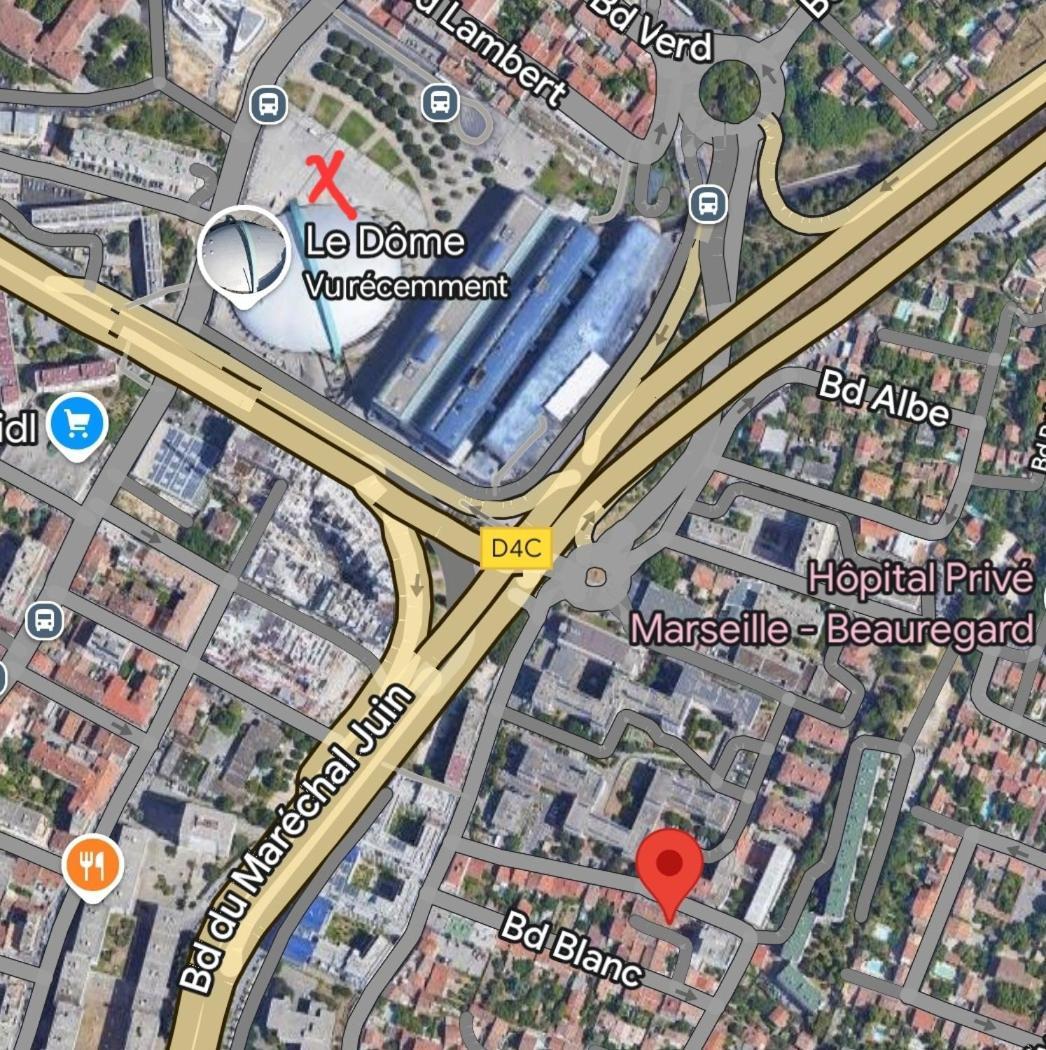T2 Chambre Miroir Jardin Et Parking Prive Marseille Exterior photo